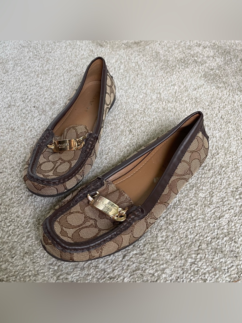 COACH Signature Olive Loafers Womens US 7.5 B Brown Canvas Leather Driving Shoes